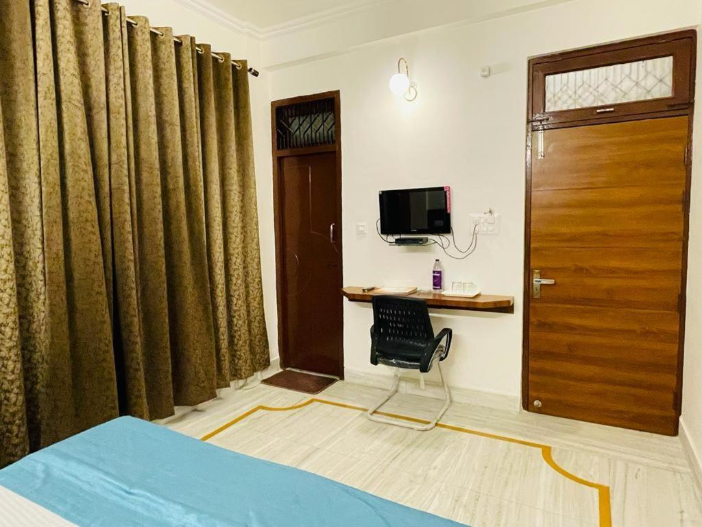 Hotel Dileep42 勒克瑙 外观 照片