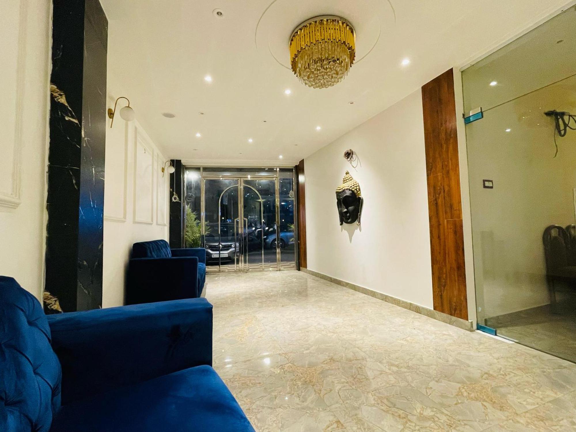 Hotel Dileep42 勒克瑙 外观 照片